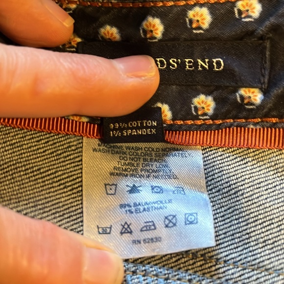 ✔️⬇️💰BOGO FREE Lands’ End Ladies’ Petite Jeans - Picture 5 of 5